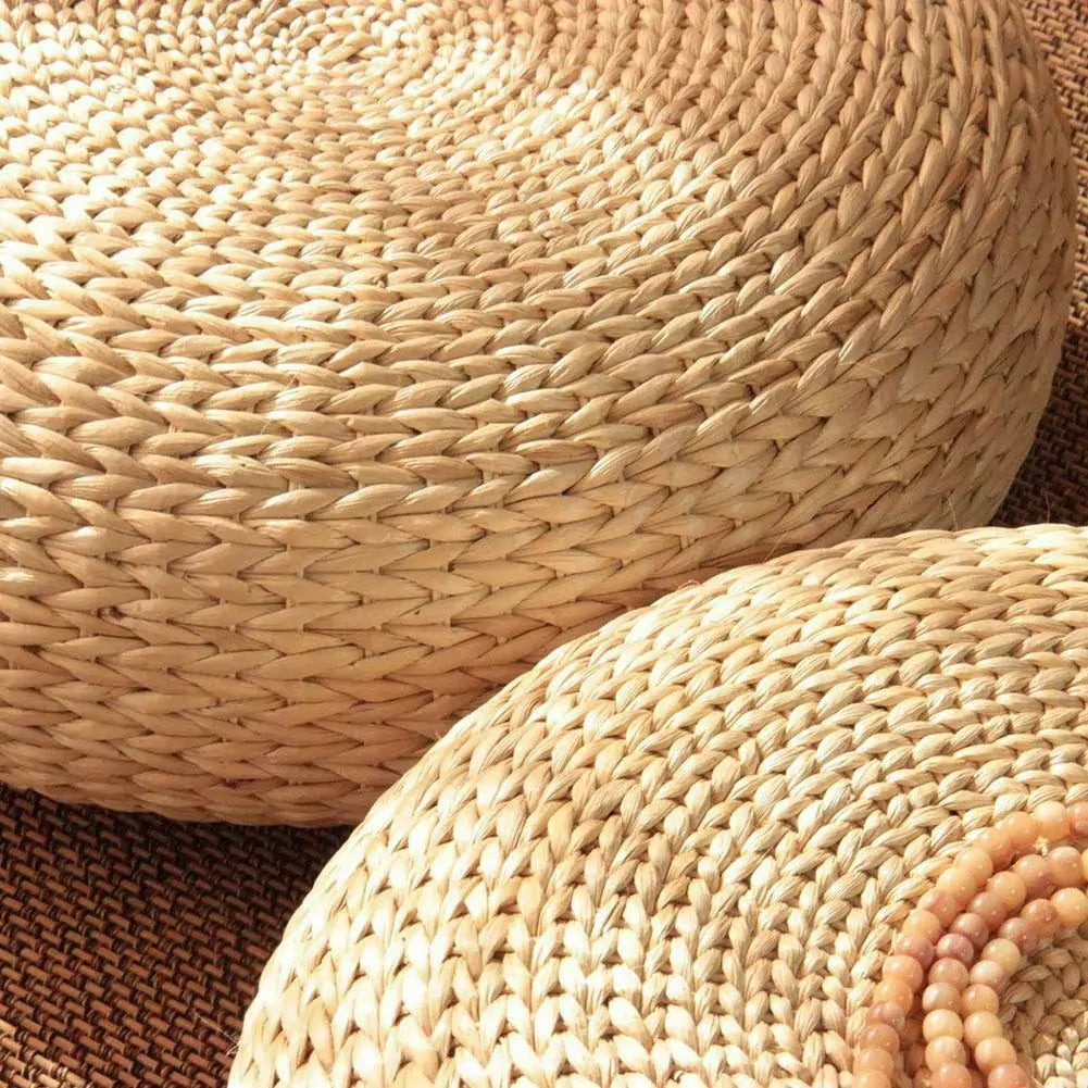 Round Straw Meditation Cushion